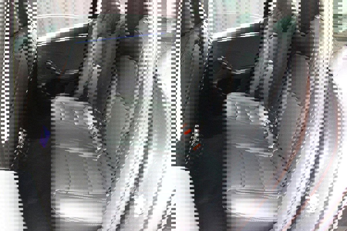 Used 2025 Tesla Model 3 Long Range image 47