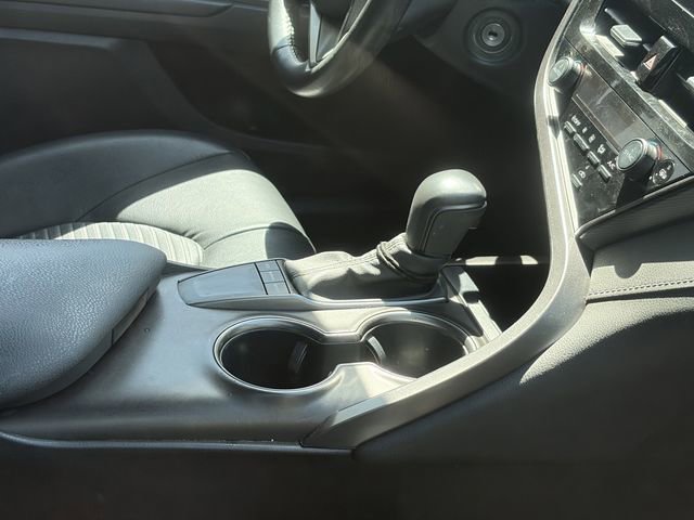 Used 2023 Toyota Camry SE FWD image 8