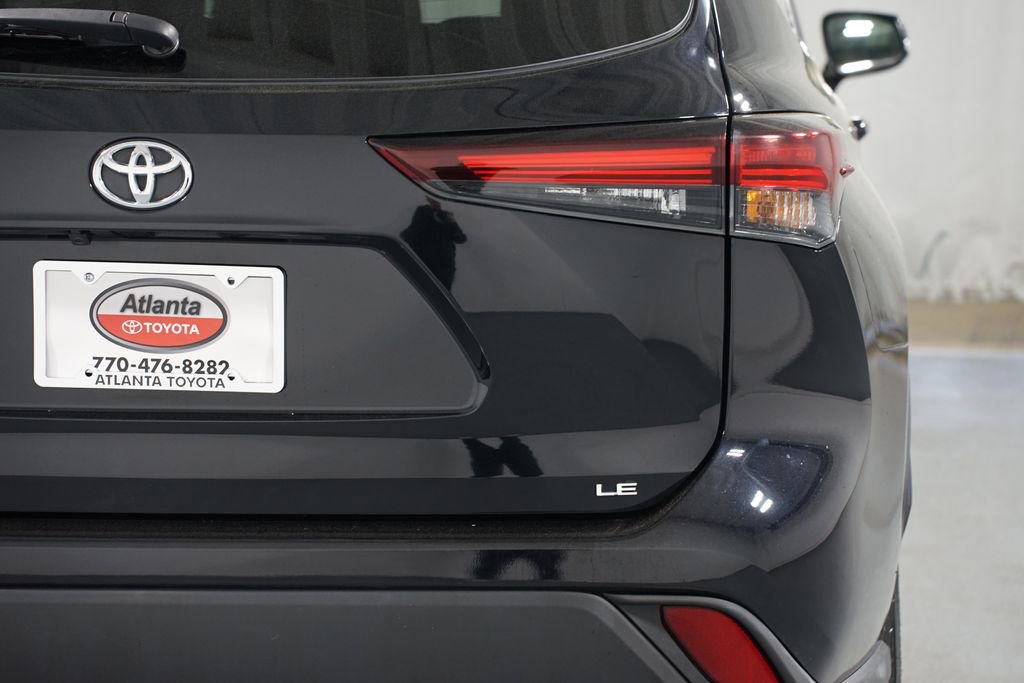 Certified 2024 Toyota Highlander LE image 10
