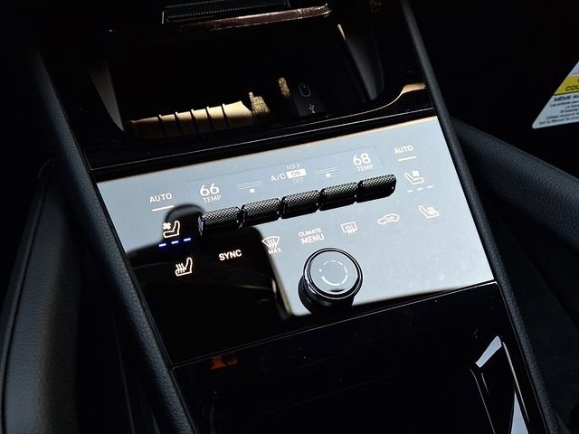 New 2026 Porsche Cayenne AWD/4WD image 16