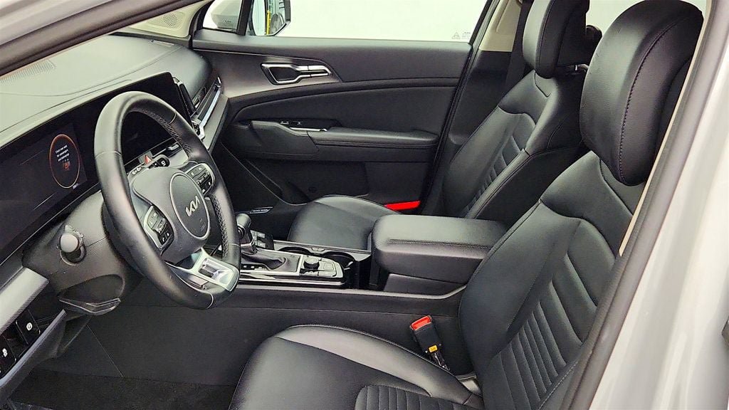 Used 2023 Kia Sportage SX FWD image 13