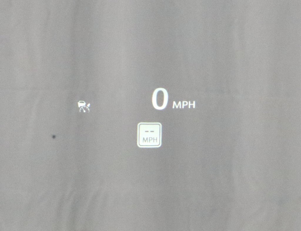 Used 2023 Buick Envision Avenir image 32