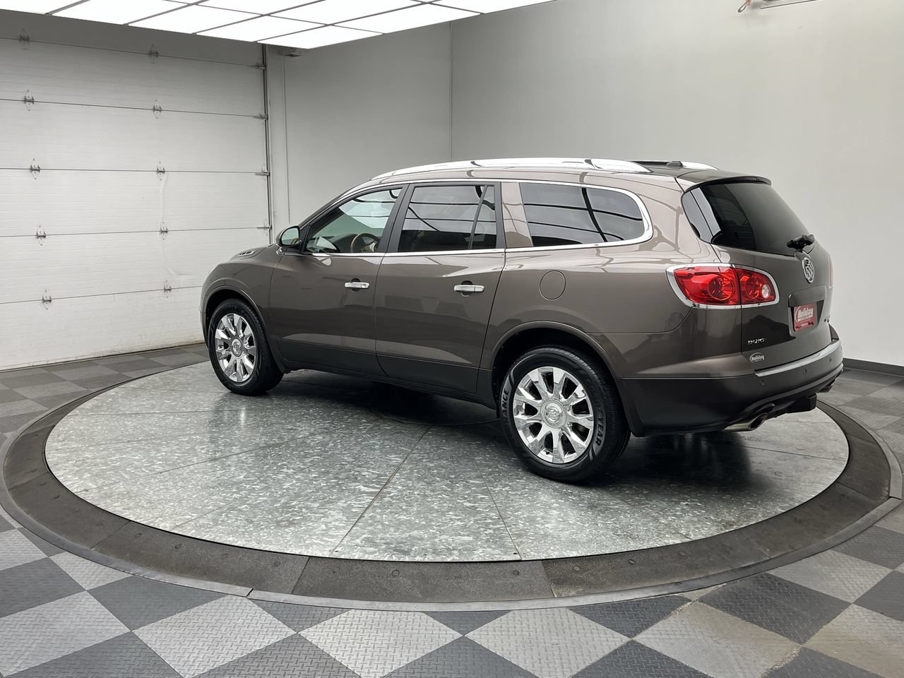 Used 2011 Buick Enclave CXL w/ Trailering Provision Package AWD/4WD video 2