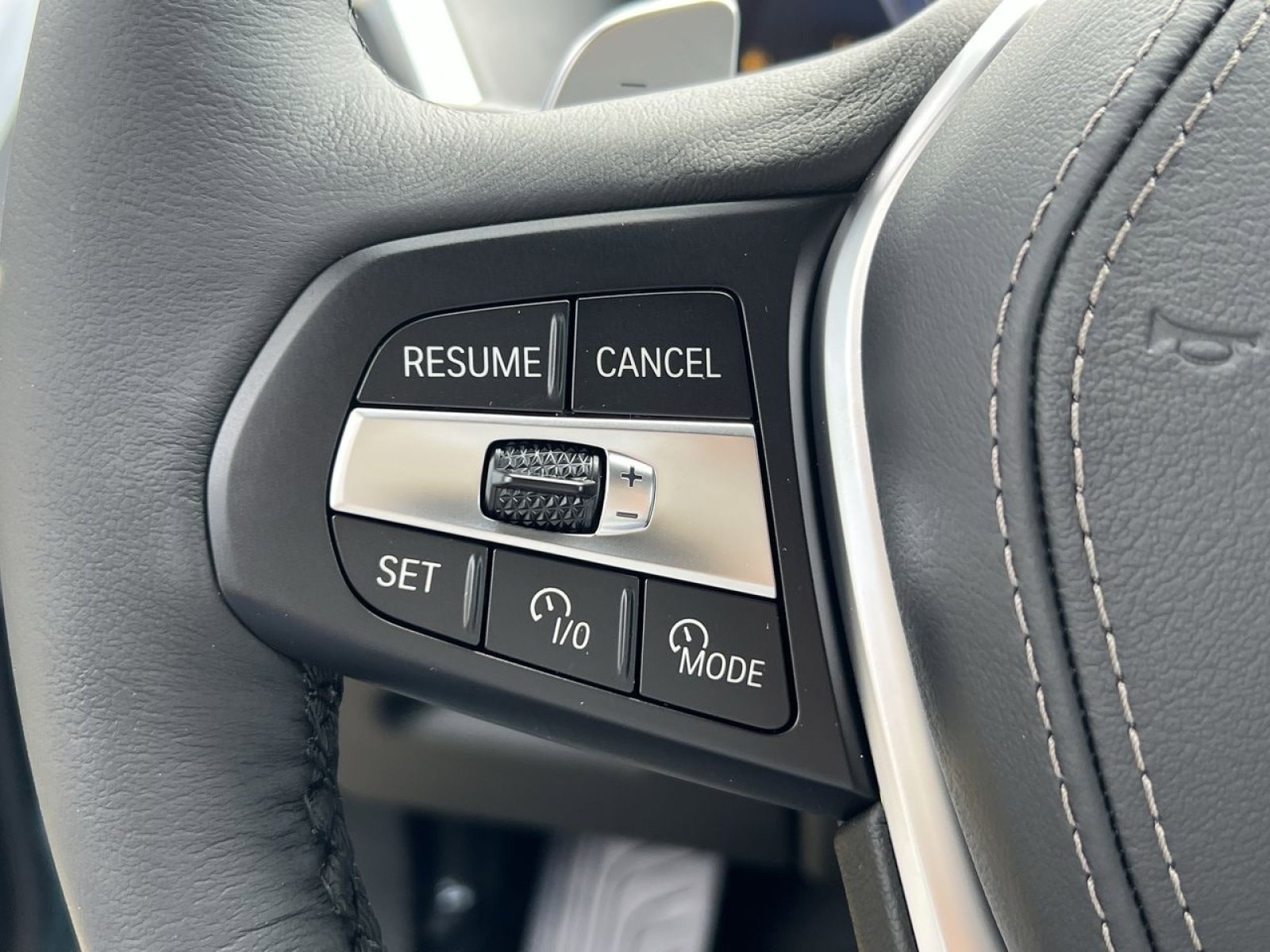 New 2026 BMW X5 xDrive40i w/ Climate Comfort Package image 30