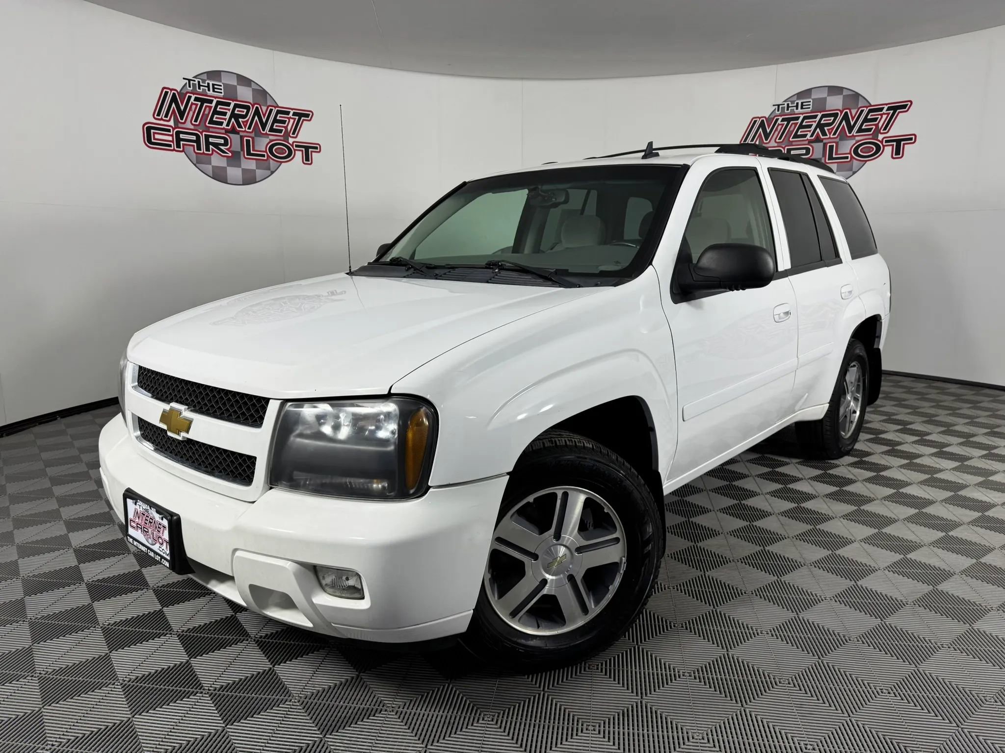 Used 2007 Chevrolet TrailBlazer LT AWD/4WD image 1
