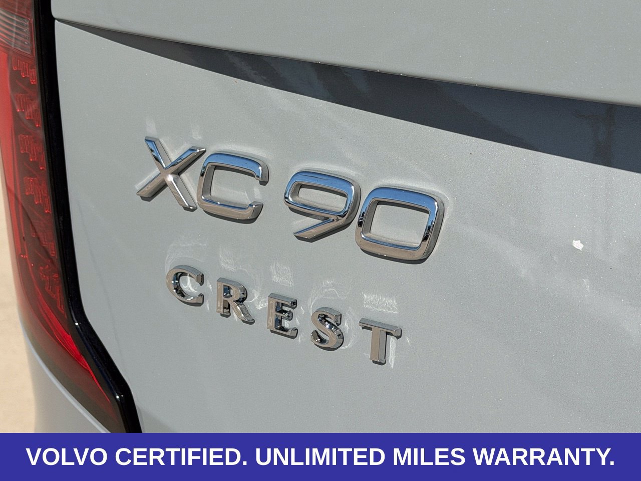 Certified 2026 Volvo XC90 B6 Plus AWD/4WD image 16
