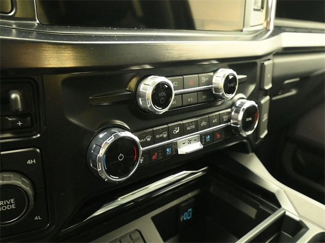 New 2026 Ford F250 Lariat image 17