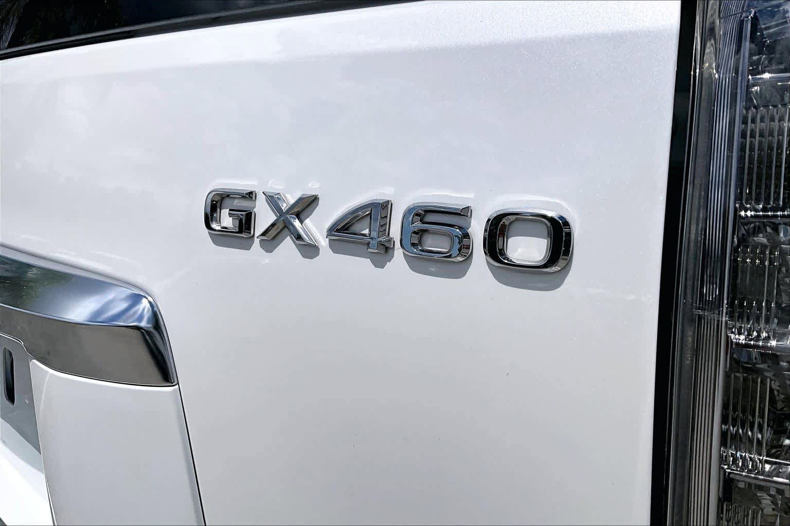 Used 2022 Lexus GX 460 Premium w/ Premium Package AWD/4WD image 10