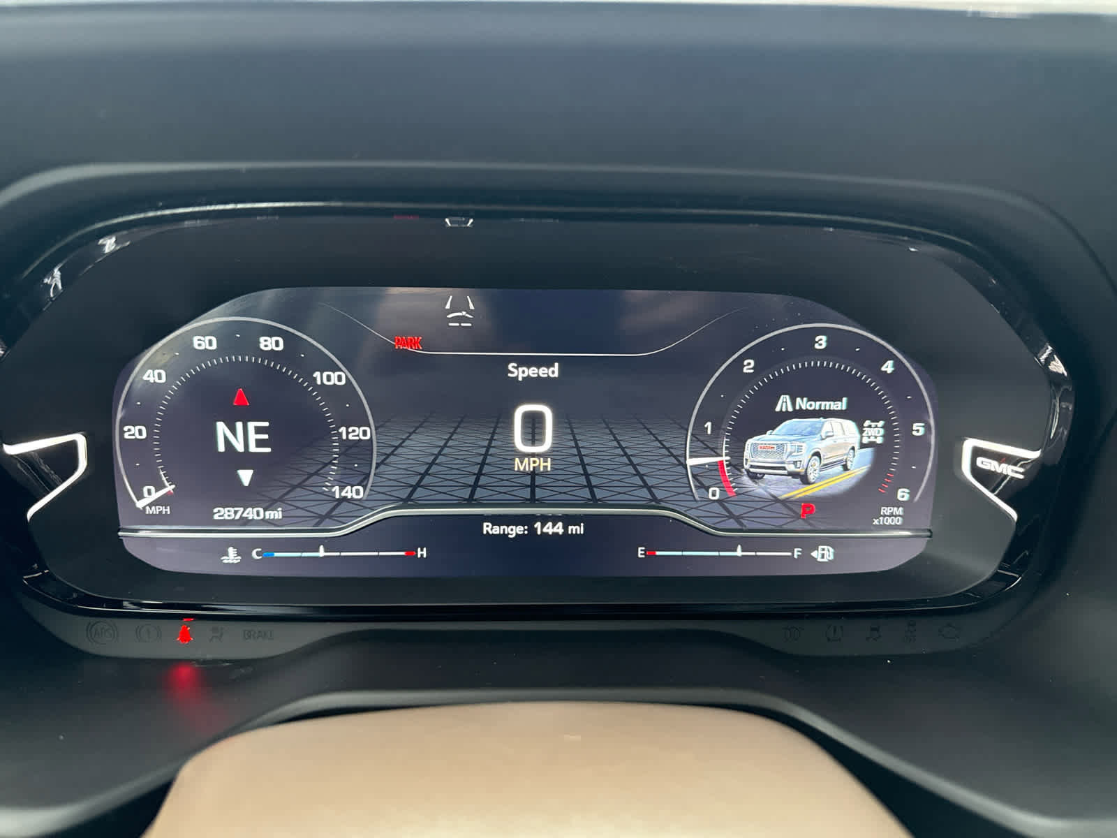 Used 2023 GMC Yukon Denali image 13