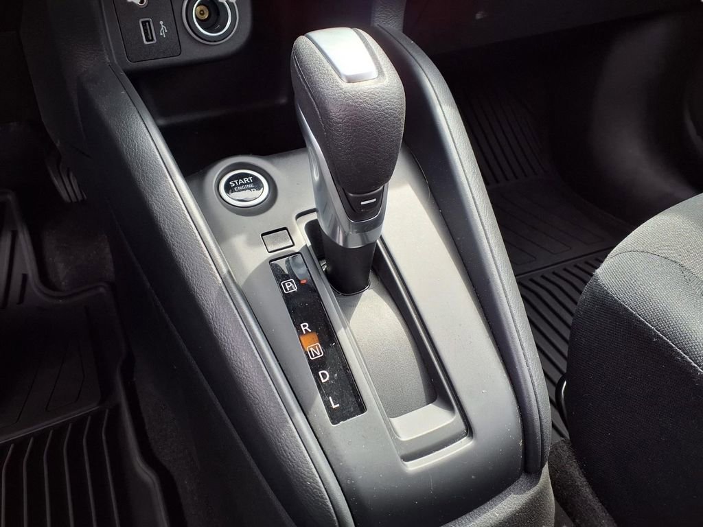 Certified 2025 Nissan Kicks Play S FWD image 10
