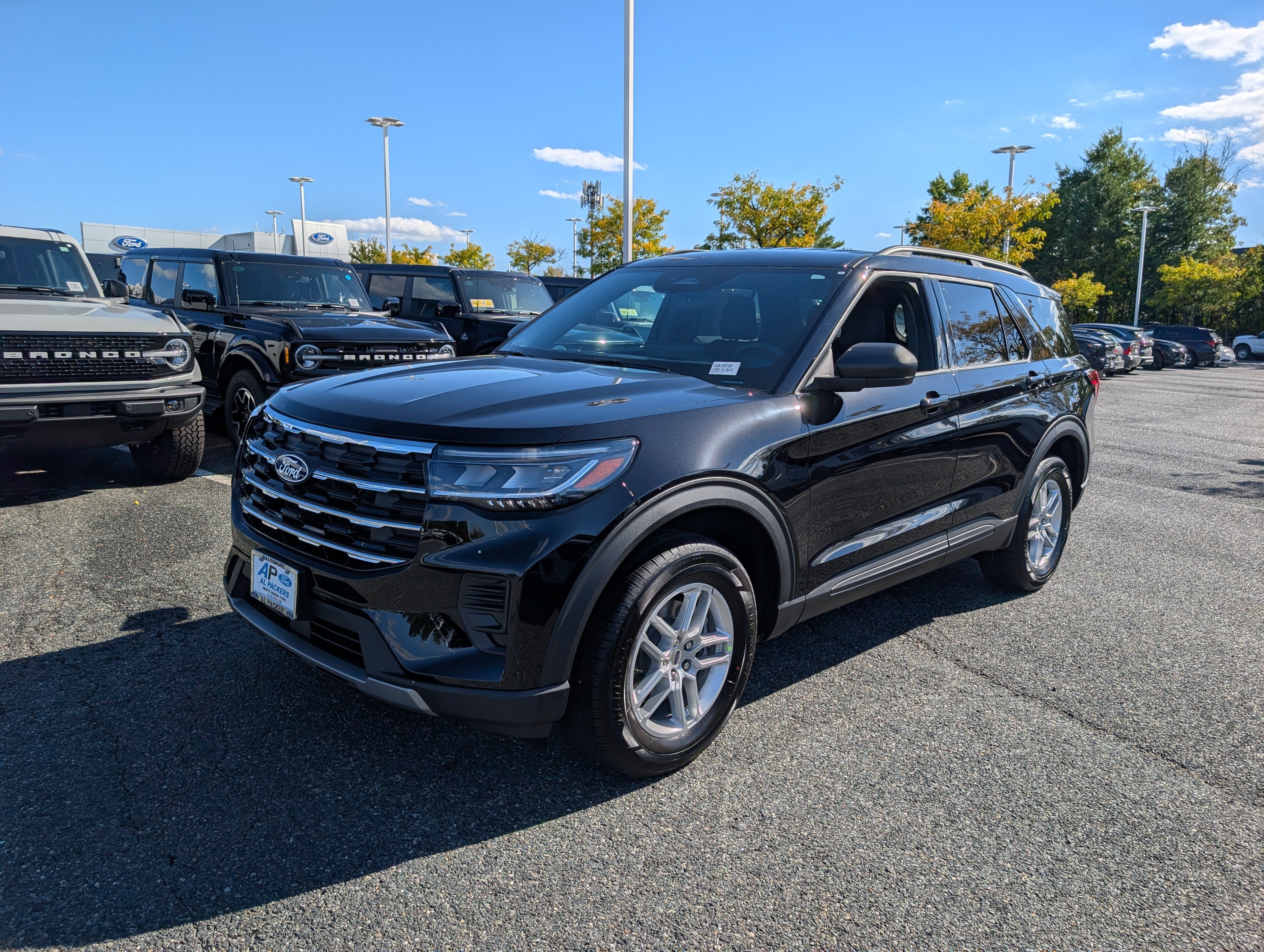 New 2027 Ford Explorer Active AWD/4WD image 4