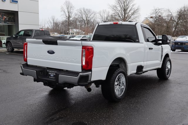 Used 2023 Ford F350 XL image 3