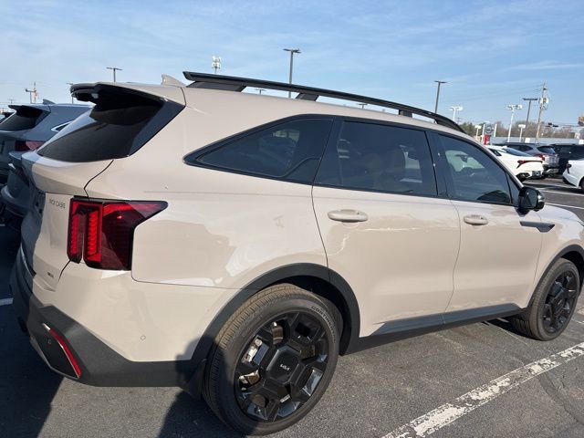 Used 2024 Kia Sorento SX Prestige w/ Olive Brown Leather Package image 4