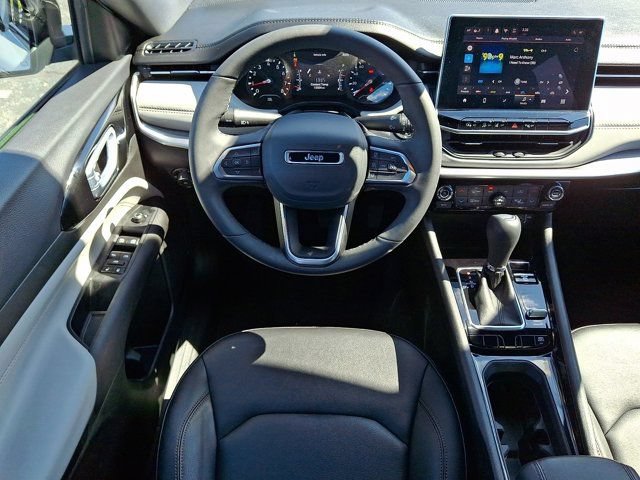Certified 2024 Jeep Compass Limited AWD/4WD image 14