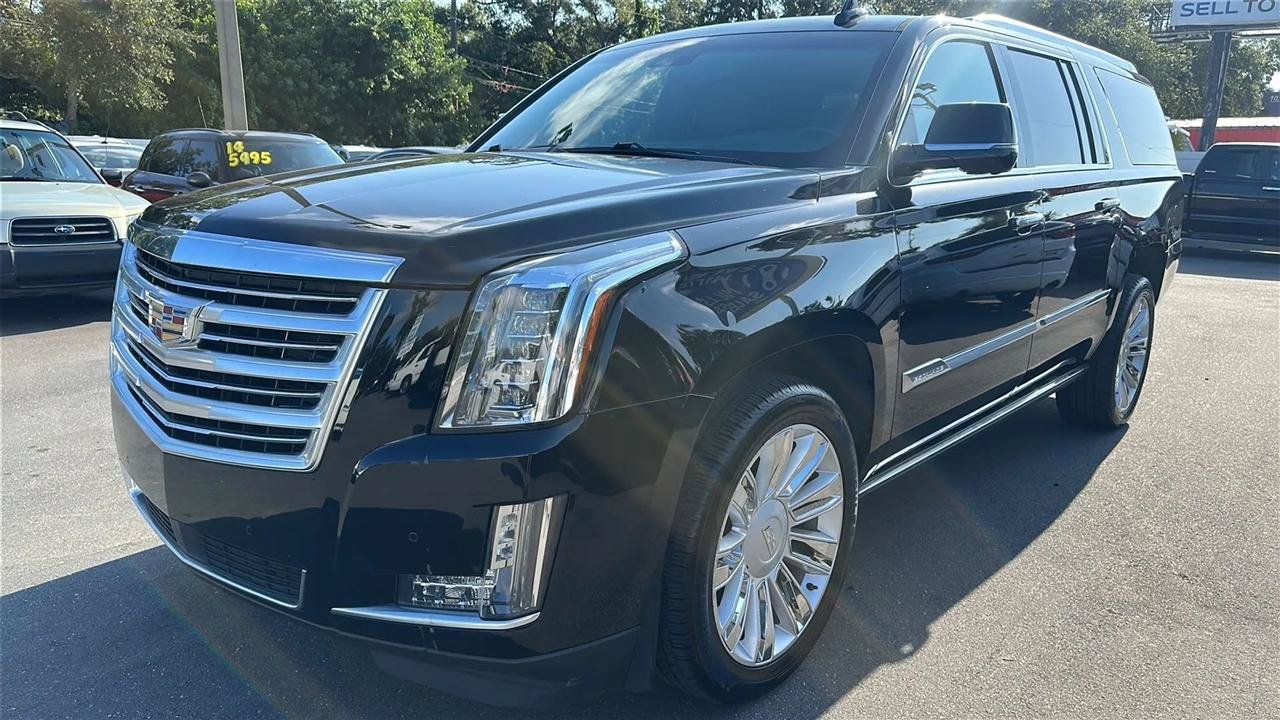 Used 2016 Cadillac Escalade ESV Platinum AWD/4WD image 18