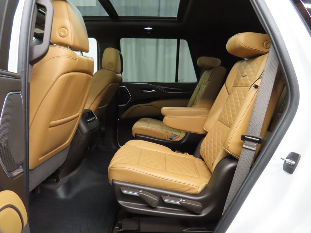 Used 2024 Cadillac Escalade Sport w/ Touring Package AWD/4WD image 13
