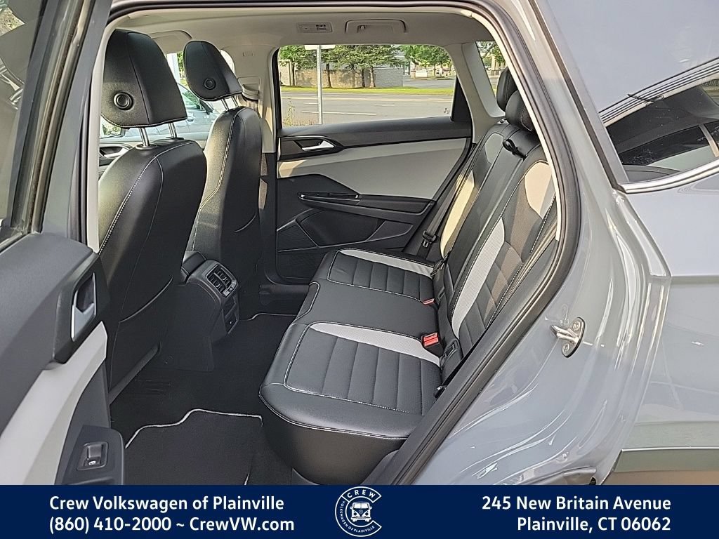 Certified 2023 Volkswagen Taos SEL AWD/4WD image 15