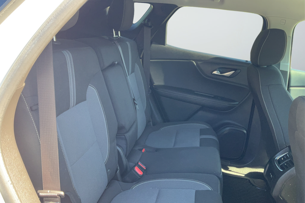 Certified 2025 Chevrolet Blazer LT AWD/4WD image 21