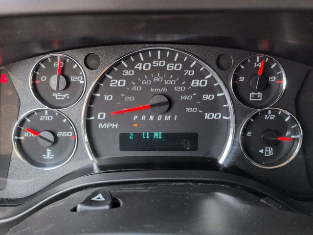 Used 2023 Chevrolet Express 2500 w/ Driver Convenience Package RWD image 28
