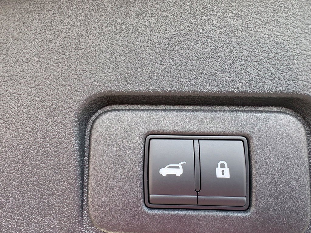 New 2026 Nissan Rogue Platinum AWD/4WD image 17