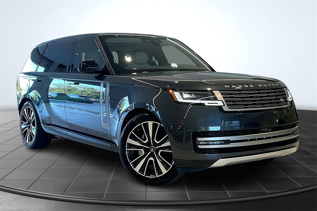 Used 2025 Land Rover Range Rover Long Wheelbase SE