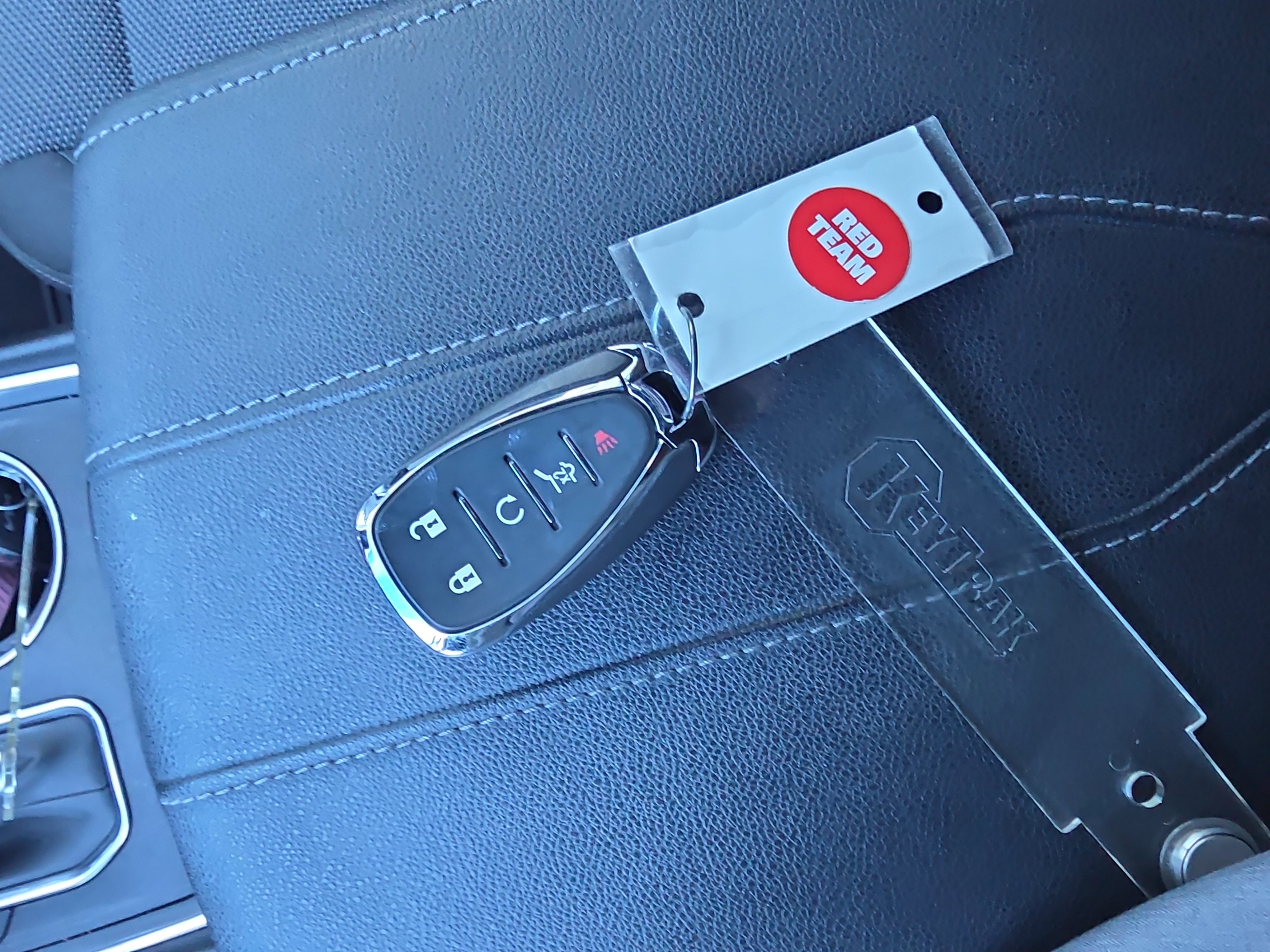 Used 2023 Chevrolet Traverse LT image 41