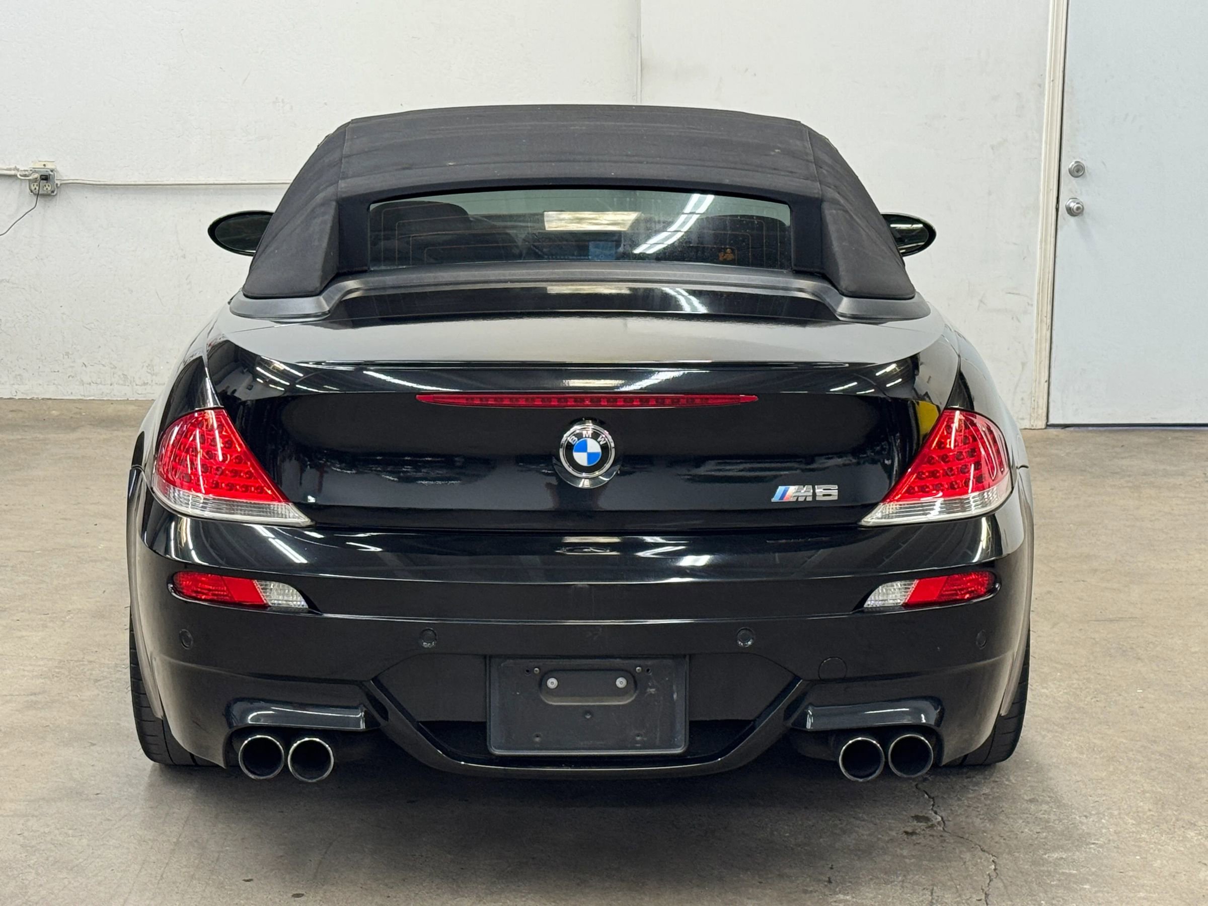 Used 2007 BMW M6 Convertible RWD image 5