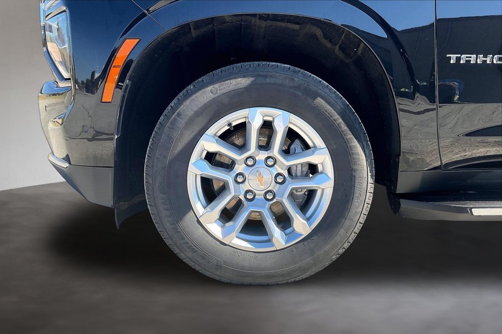 Used 2025 Chevrolet Tahoe LT AWD/4WD image 33