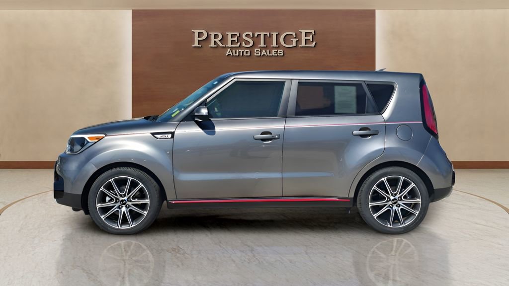 Used 2018 Kia Soul ! FWD image 34