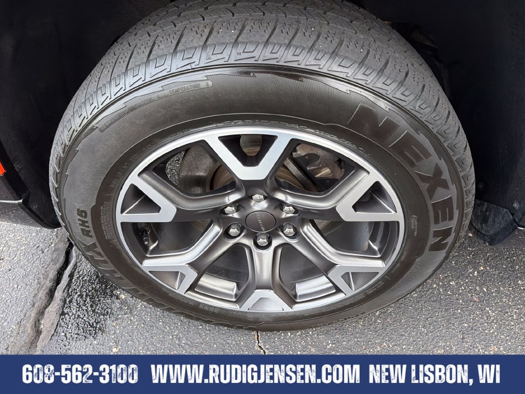 Used 2024 Jeep Wagoneer Series III AWD/4WD image 26