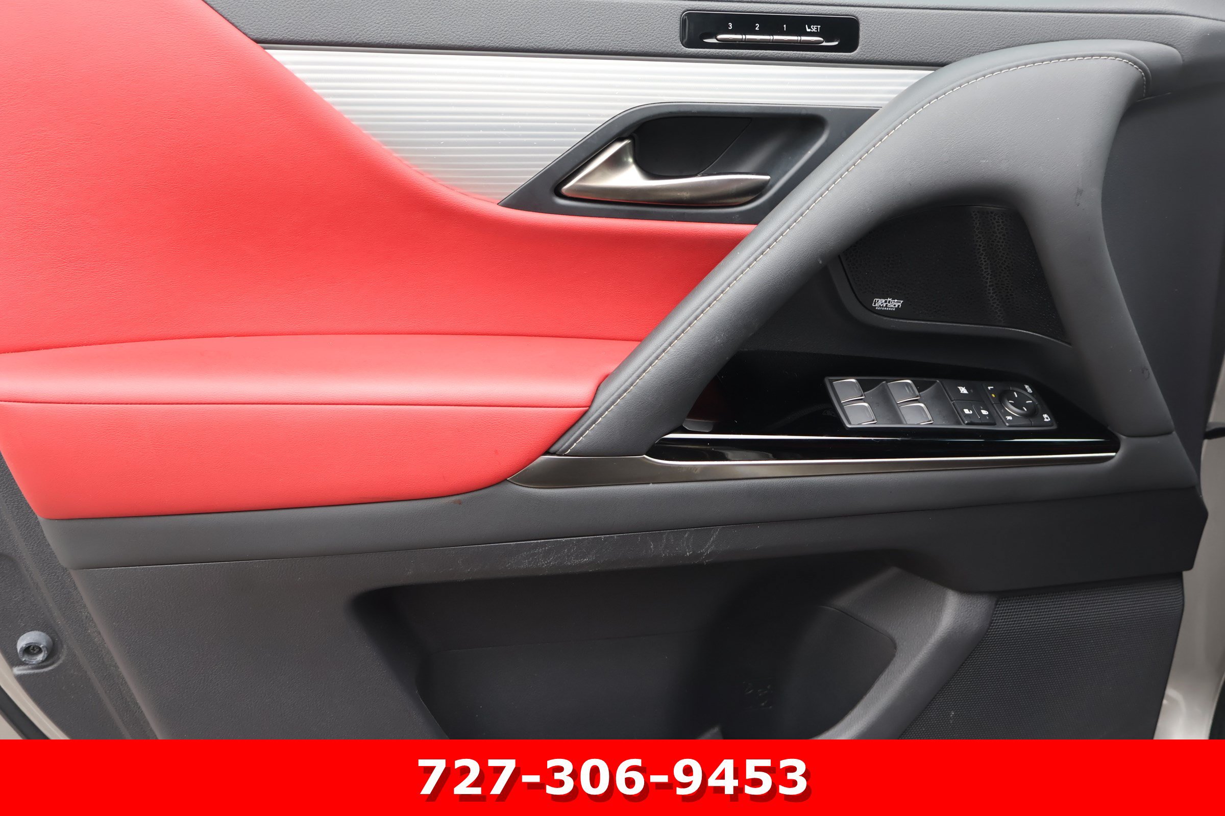 Used 2022 Lexus LX 600 F Sport w/ Accessory Package (Z1) AWD/4WD image 15