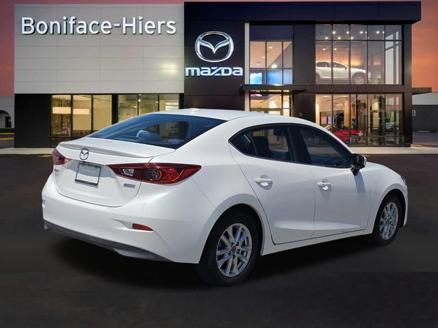 Used 2015 MAZDA MAZDA3 i Touring w/ Technology Package FWD image 4