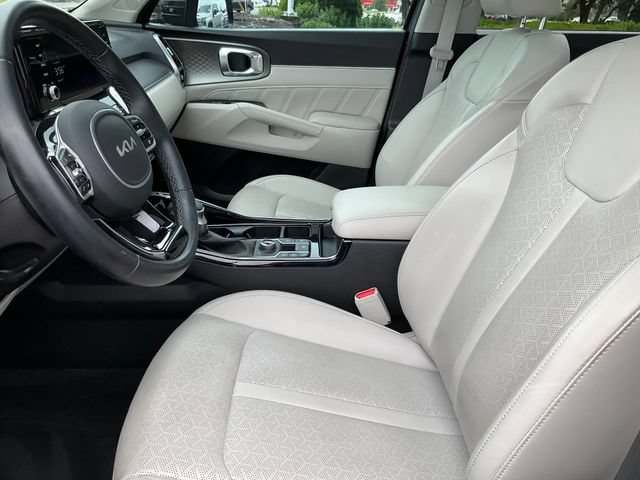 Used 2023 Kia Sorento SX AWD/4WD image 5