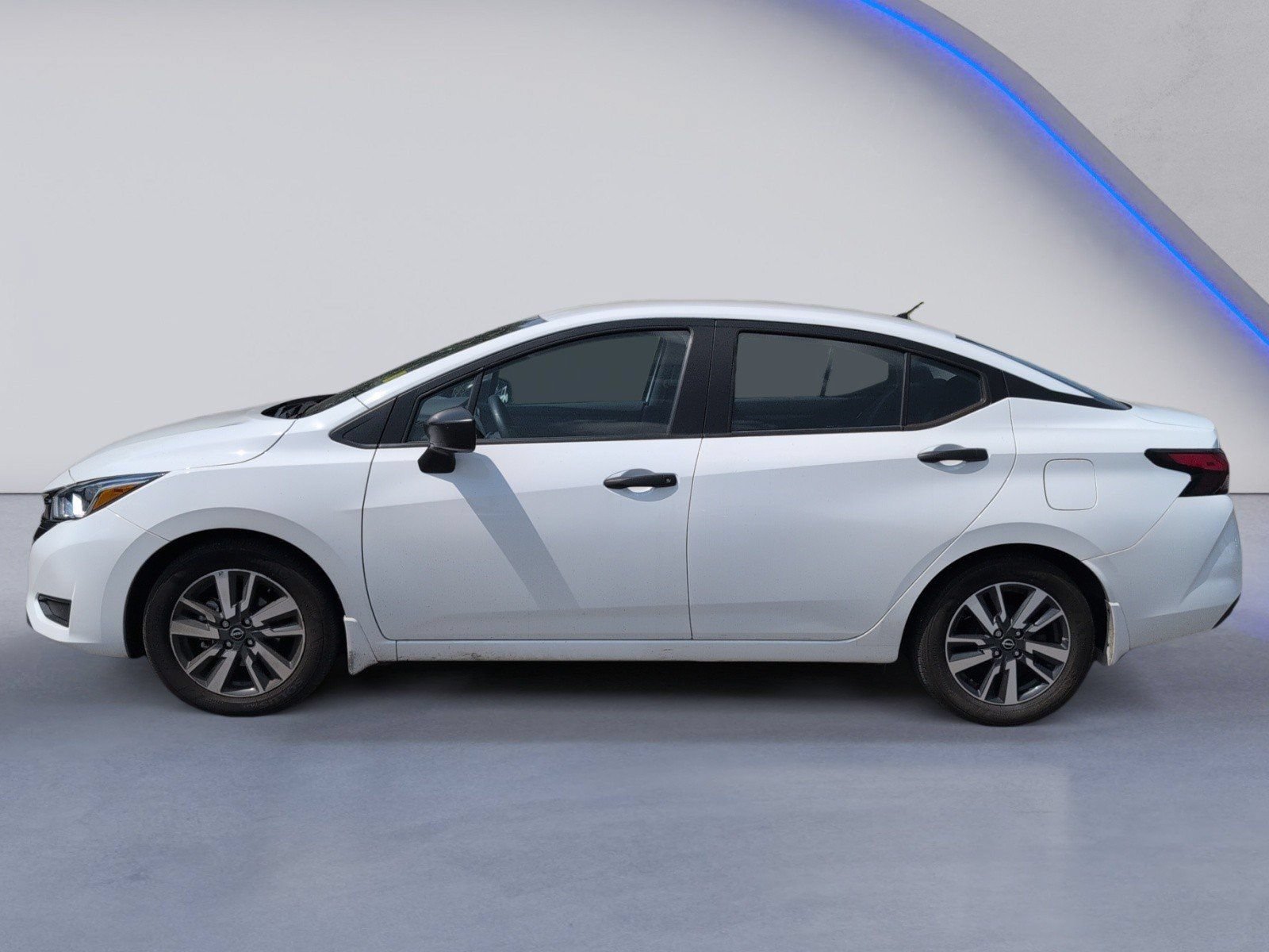 Used 2024 Nissan Versa S w/ S Plus Package FWD image 5
