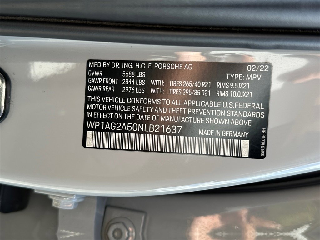 Used 2022 Porsche Macan S image 30