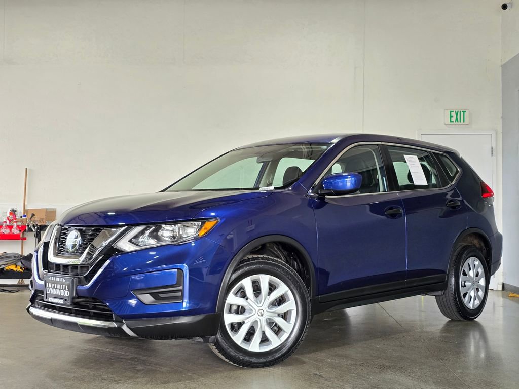 Used 2018 Nissan Rogue S AWD/4WD image 1