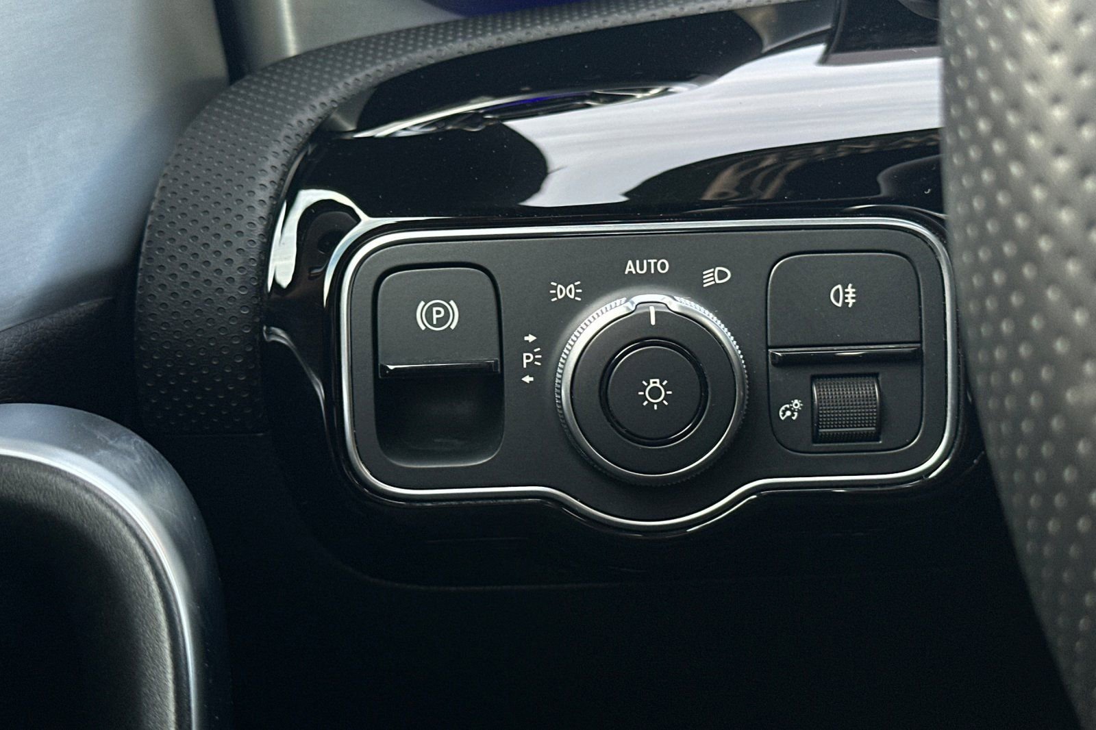 Certified 2024 Mercedes-Benz CLA 45 AMG 4MATIC image 33