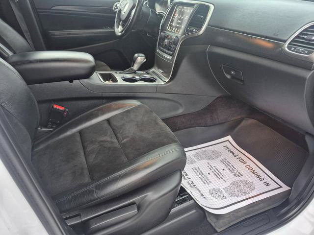 Used 2018 Jeep Grand Cherokee Altitude image 12
