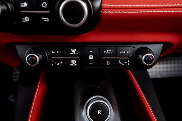 Certified 2019 Ferrari Portofino image 41