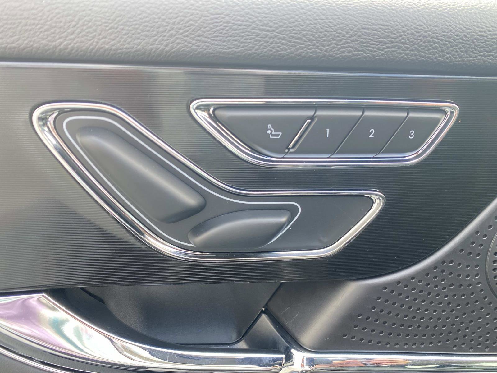 Used 2024 Lincoln Corsair Grand Touring w/ Equipment Group 301A image 16