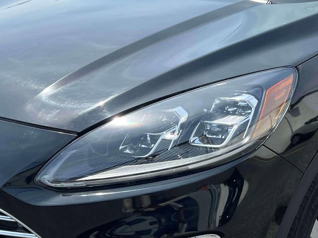 Used 2022 Ford Escape Titanium w/ Titanium Elite Package AWD/4WD image 13