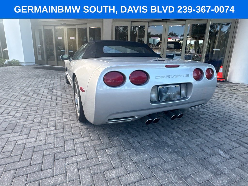 Used 1999 Chevrolet Corvette Convertible RWD image 9