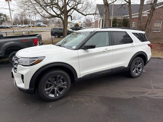 New 2026 Ford Explorer Active w/ Active Comfort Package image 7