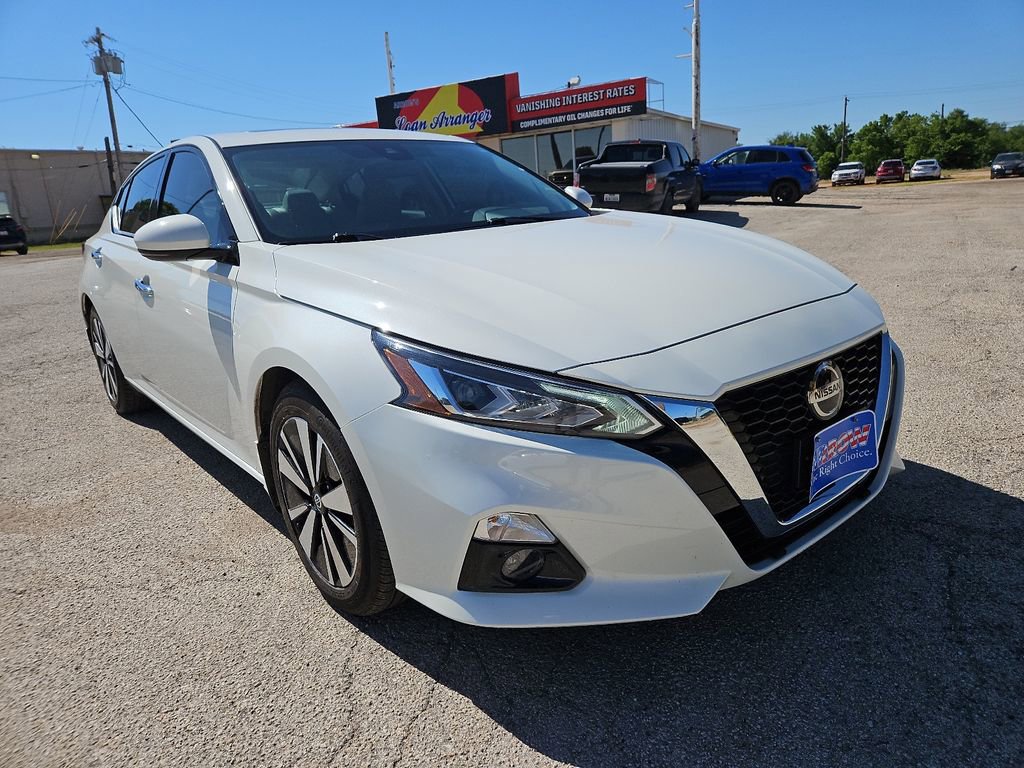 Used 2022 Nissan Altima 2.5 SL FWD video 2
