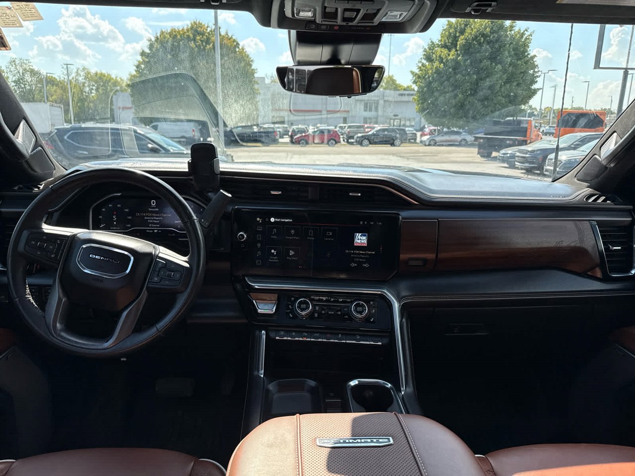 Used 2024 GMC Sierra 3500 Denali Ultimate image 28