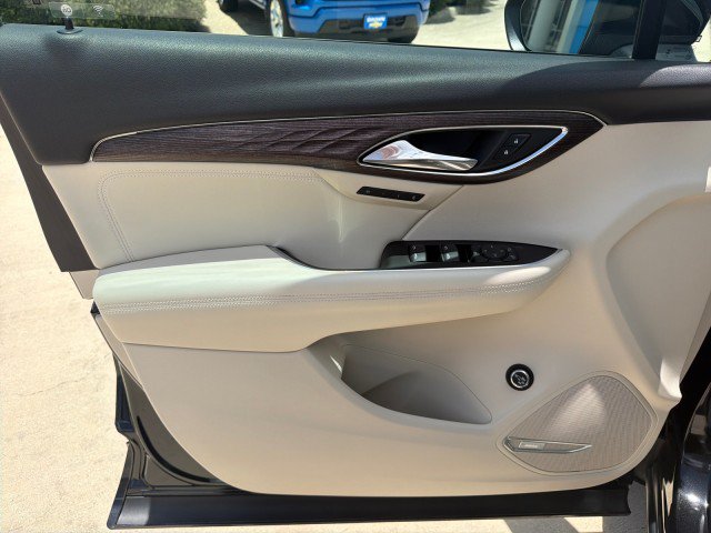 Used 2023 Buick Envision Avenir AWD/4WD image 4