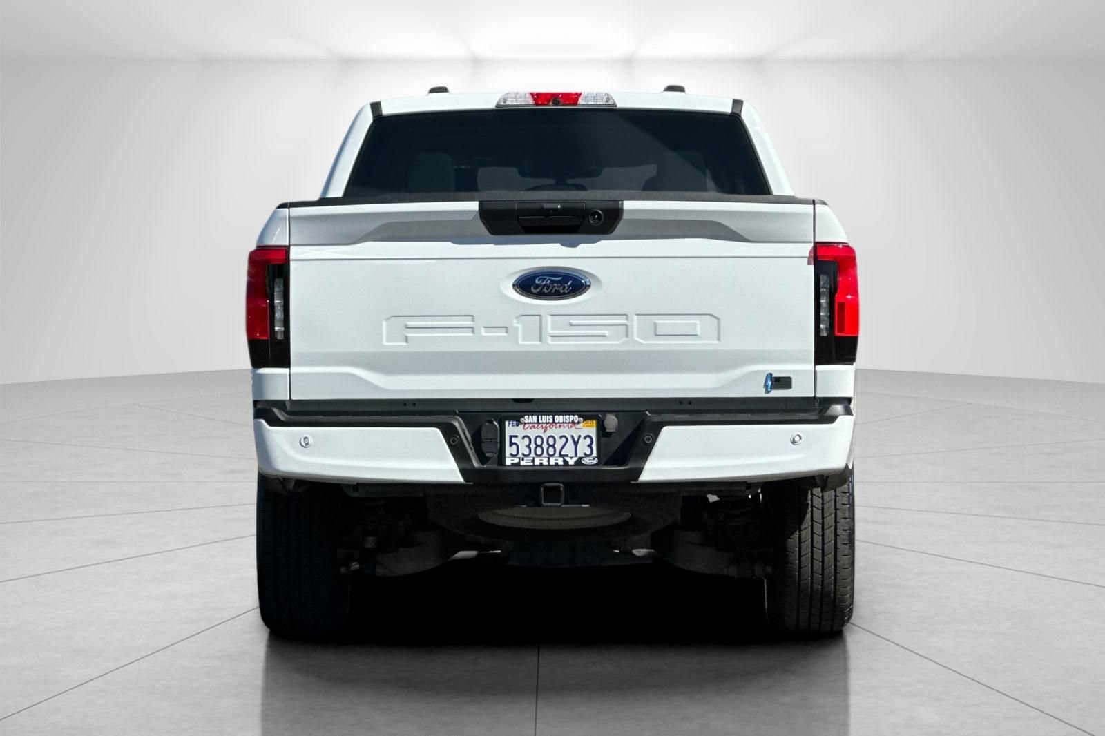 Used 2023 Ford F150 Lightning XLT AWD/4WD image 4