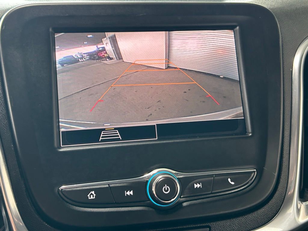 Used 2024 Chevrolet Equinox LS image 24