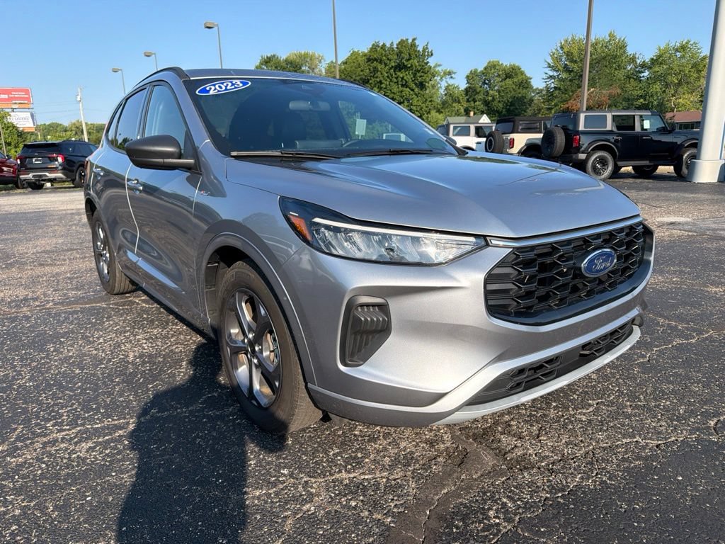 Used 2023 Ford Escape ST-Line w/ Tech Pack #1 FWD image 10