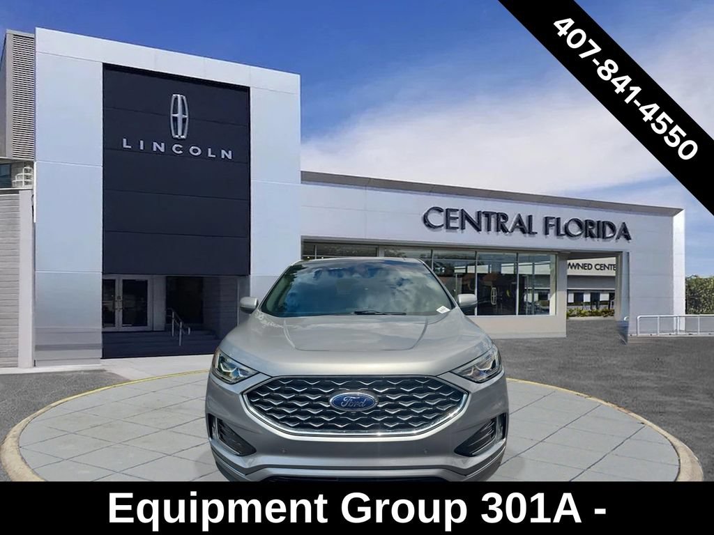 Used 2021 Ford Edge Titanium w/ Equipment Group 301A FWD image 2